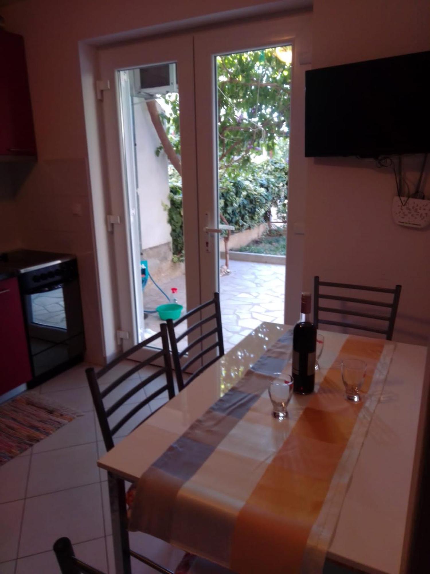 Apartment Andelka Омиш Экстерьер фото